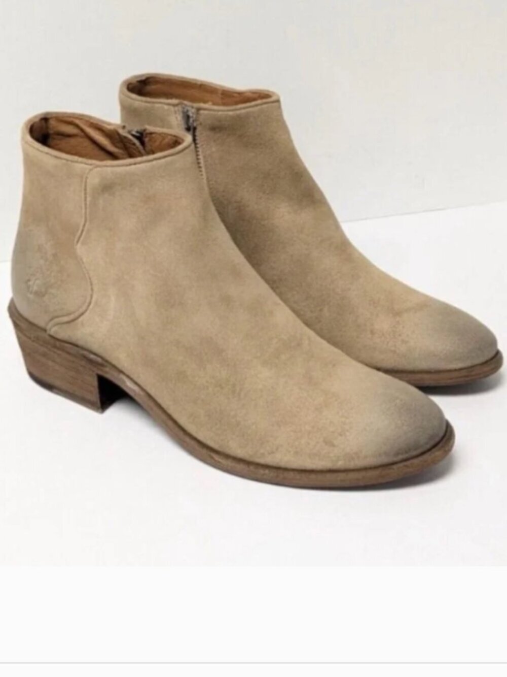 Frye Carson Piping Bootie Tan Suede 9.5